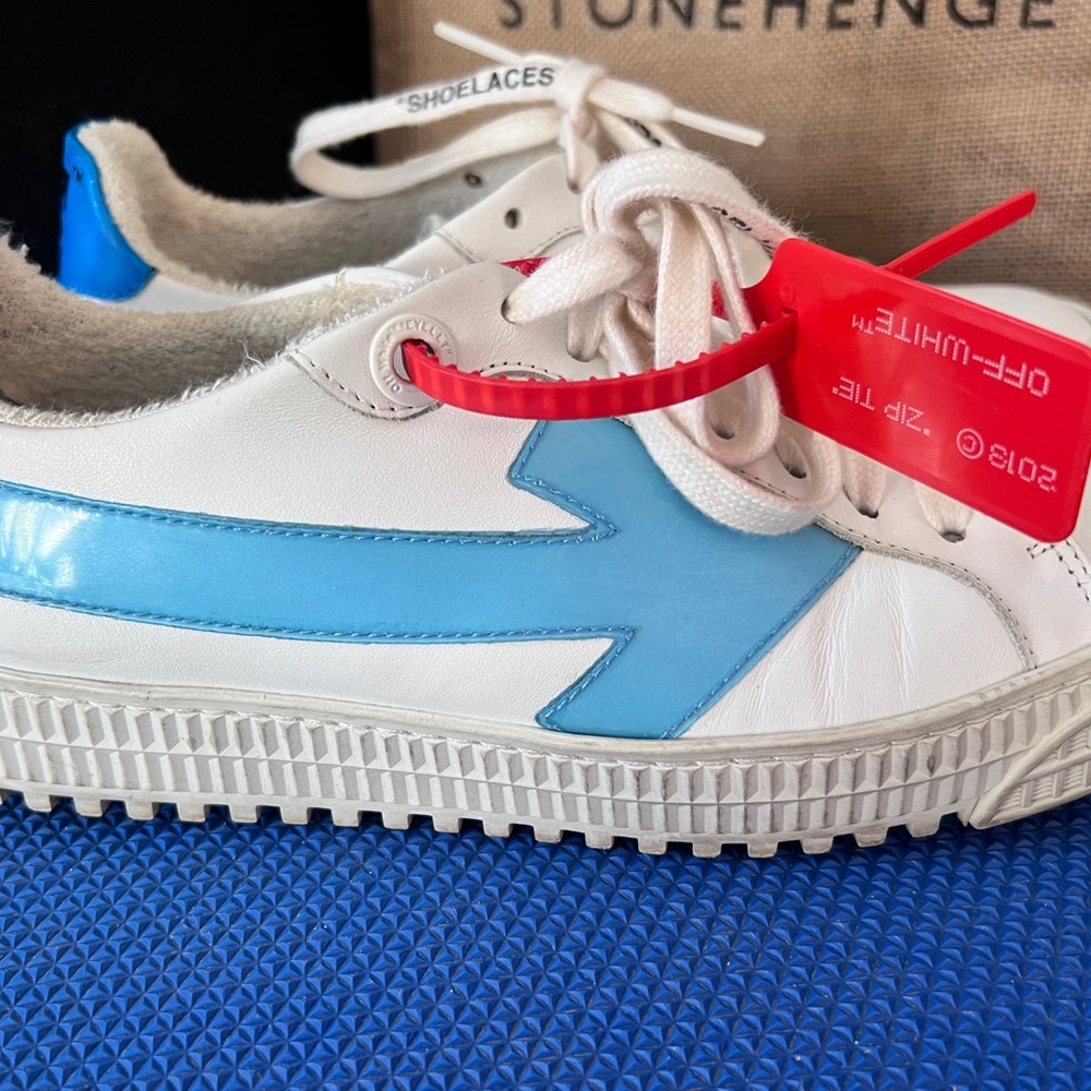 Pre-owned Vintage - Authentic Off-White Baby Blue Sneakers, Women’s 38